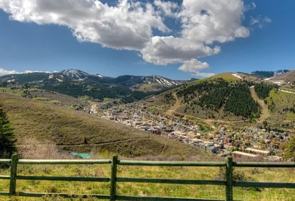 Aerie Homes on the hills of Park City
