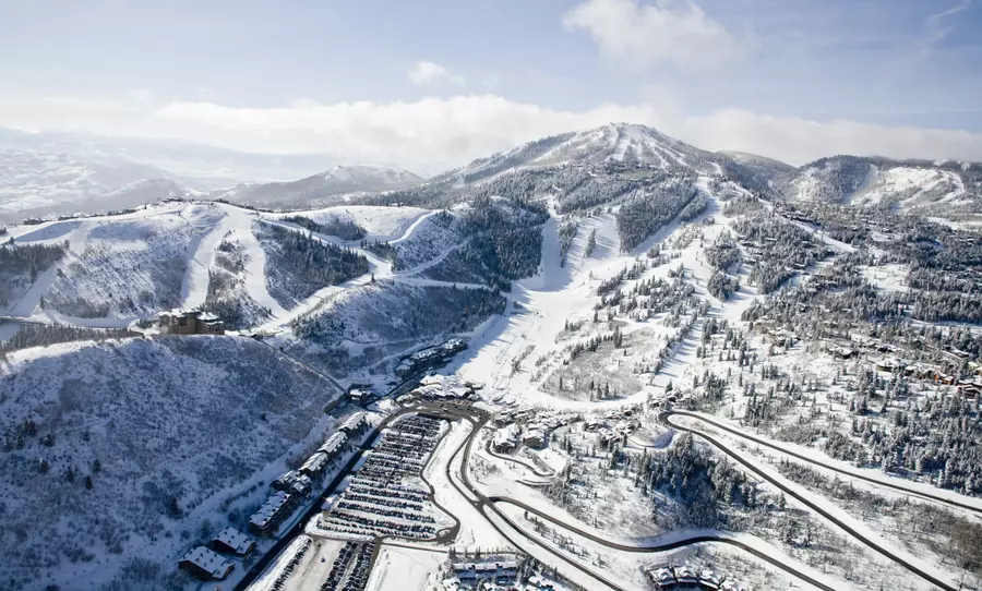 Deer Valley homes & ski slopes